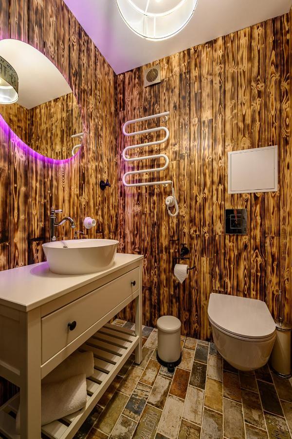 Arthouse Narnia Apartment เลียปาญา ภายนอก รูปภาพ